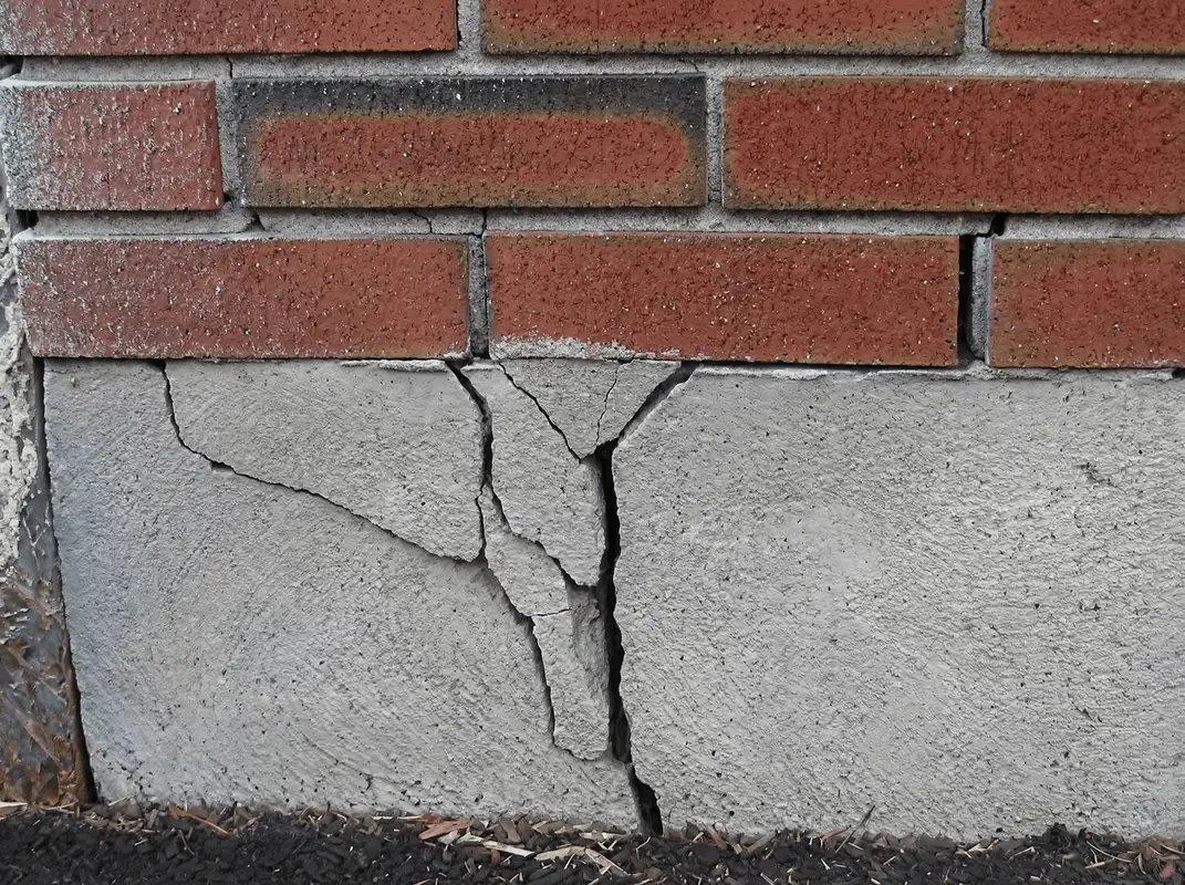 Concrete foundation with serious structural damage in Birmingham, AL